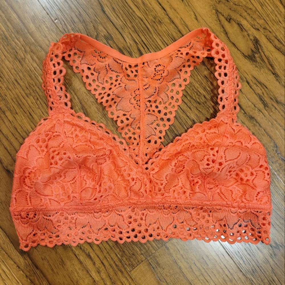 Aerie Lace Bralette, lacy racerback, size Large